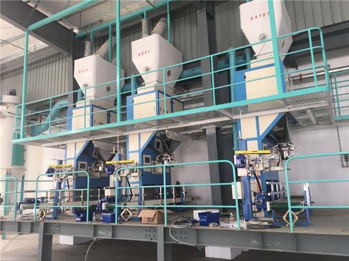 rice blending system with flow weighing and quantitative feeding equipment