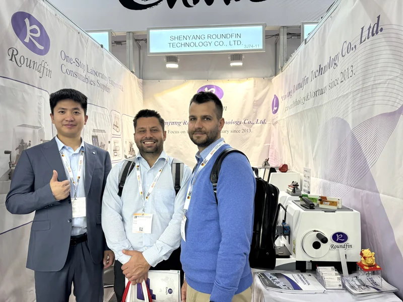 Tissue embedding center and microtome on display at Roundfin MEDICA 2025 booth