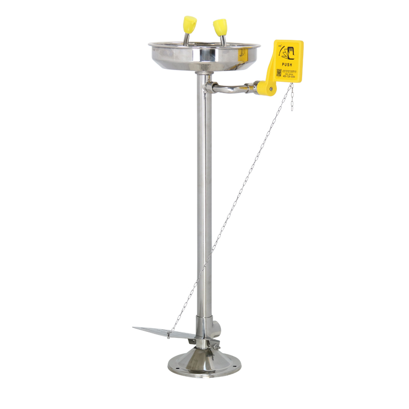 Vertical Eye Washer
