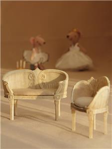 dollhouse miniatures