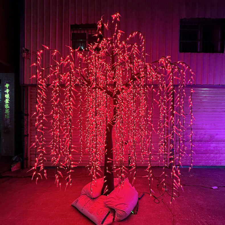 Outdoor artificial tree light