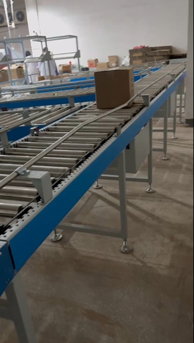 fixed roller conveyor